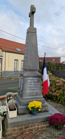 Monument aux morts 3 jpeg